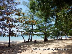 Day Trips to Koh Kong Island in Cambodia